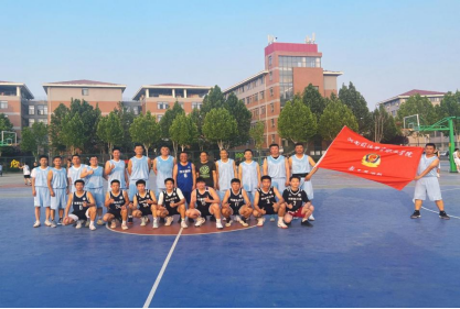 热血燃赛场 师生共荣光